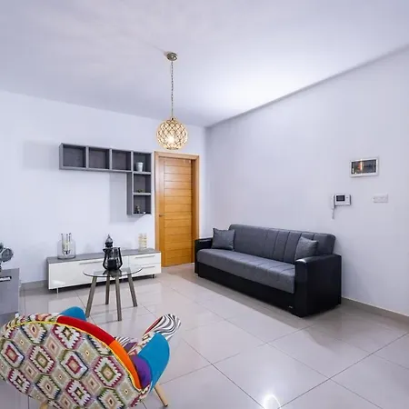 Blue Mist Modern 2-bedroom In * Sliema